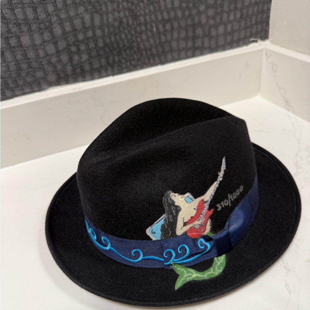 Men’s Carlos Santana Black Fedora Hand Painted Numbered.  #310 of 1000 made.